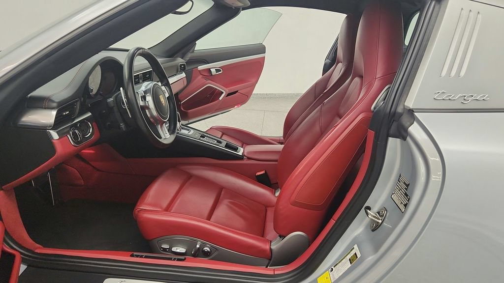 Used 2015 Porsche 911 Targa 4S AWD/4WD image 19