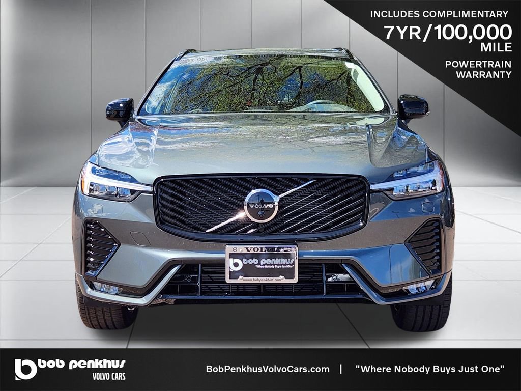 New 2026 Volvo XC60 B5 Plus w/ Protection Package Premier image 22