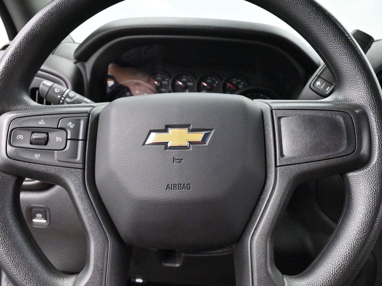 Used 2025 Chevrolet Silverado 2500 W/T w/ WT Convenience Package image 15