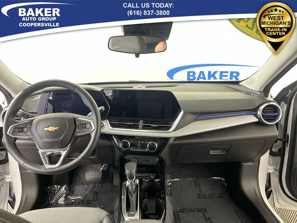 Certified 2024 Chevrolet Trax LT w/ Driver Confidence Package image 20