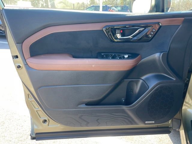 Certified 2025 Subaru Forester Touring image 15