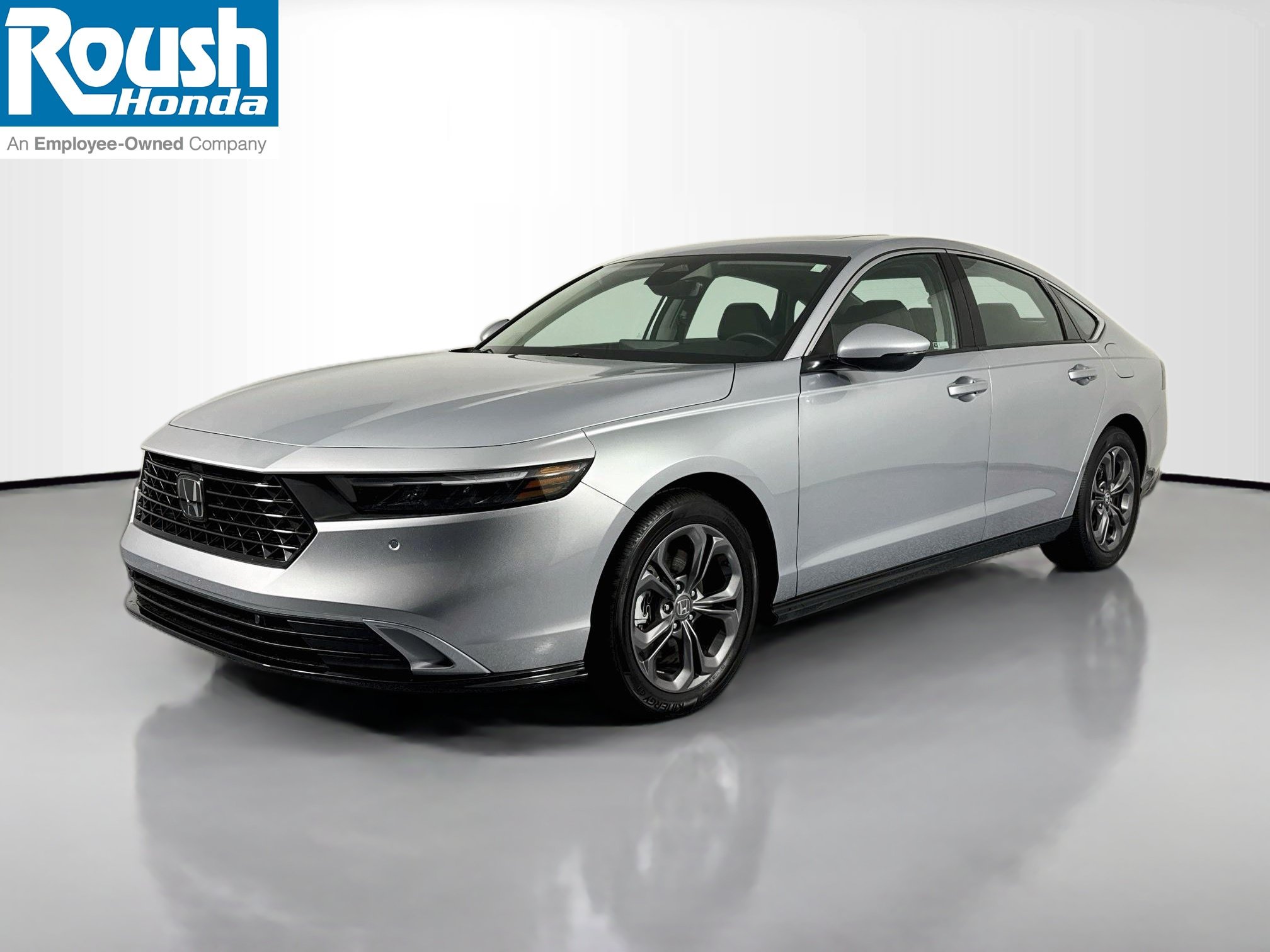 Used 2026 Honda Accord EX-L image 1