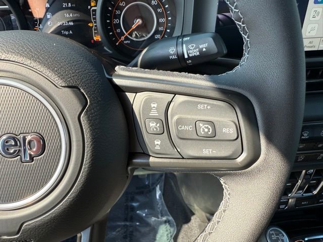 New 2025 Jeep Gladiator Rubicon image 15