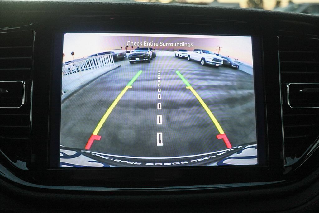 Used 2025 Dodge Durango GT RWD image 23