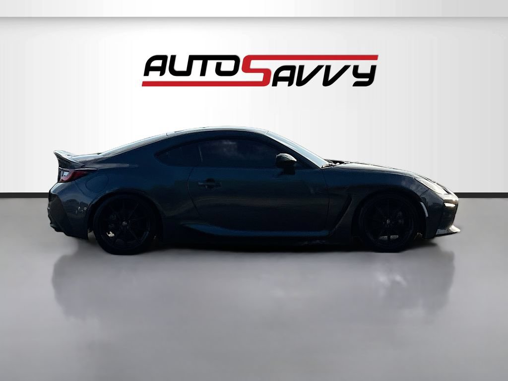 Used 2024 Toyota GR86 Premium RWD image 8