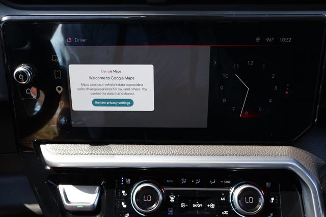 Used 2023 GMC Sierra 1500 Denali AWD/4WD image 12