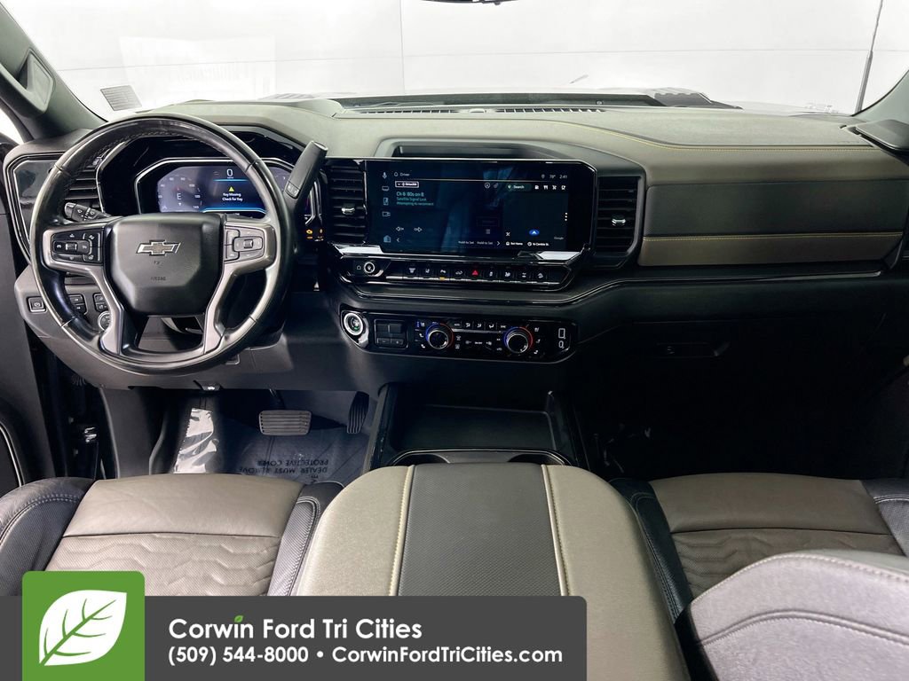 Used 2024 Chevrolet Silverado 2500 ZR2 w/ Technology Package image 7