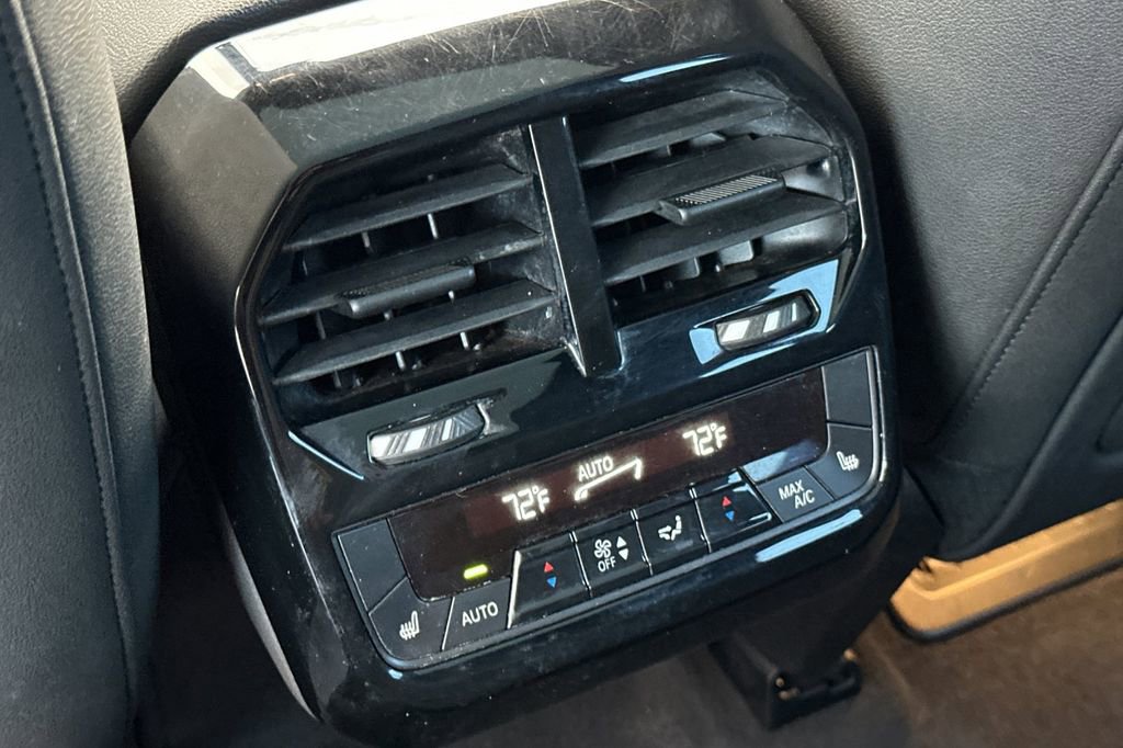 Used 2023 BMW iX xDrive50 w/ Premium Package image 13