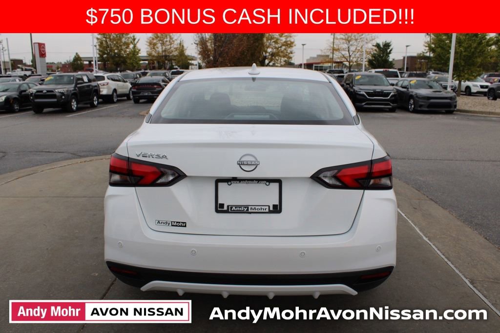 New 2025 Nissan Versa SV w/ Trunk Package image 4