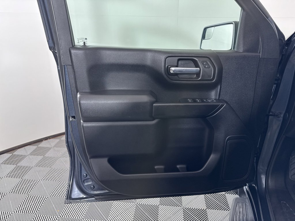 Used 2021 Chevrolet Silverado 1500 Custom image 26