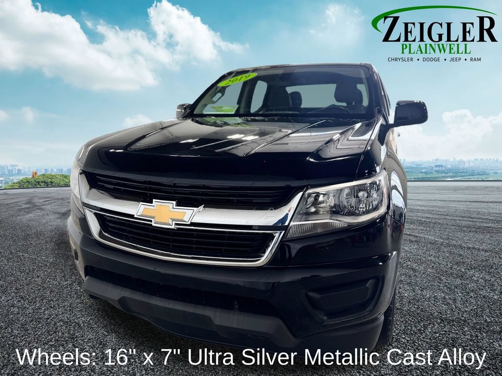Used 2019 Chevrolet Colorado W/T w/ WT Convenience Package AWD/4WD image 9