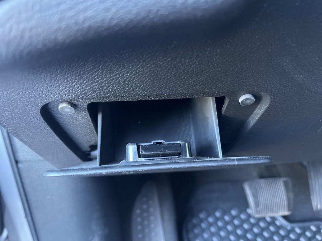 Used 2019 Jeep Cherokee Trailhawk image 13