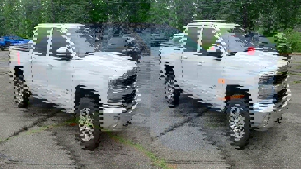 Used 2017 Chevrolet Silverado 1500 LT w/ All Star Edition image 49