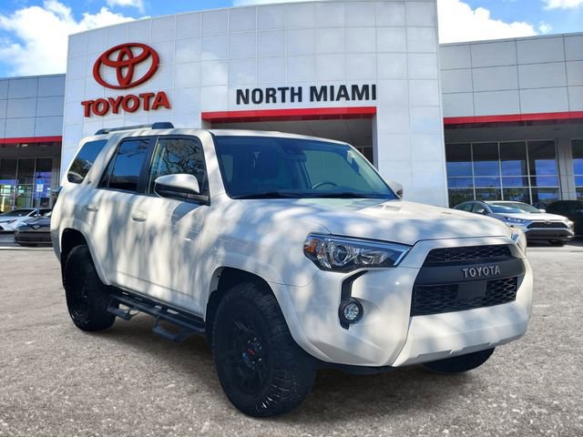 Used 2024 Toyota 4Runner SR5 image 1