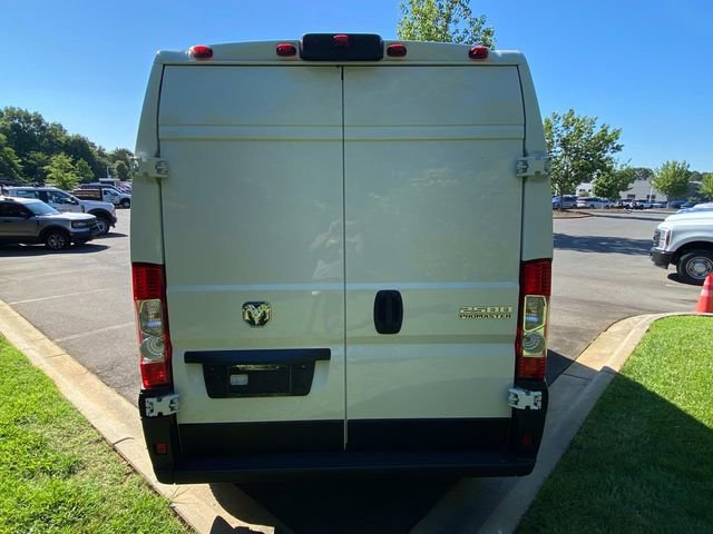 Used 2025 RAM ProMaster 2500 w/ Convenience Group FWD image 28