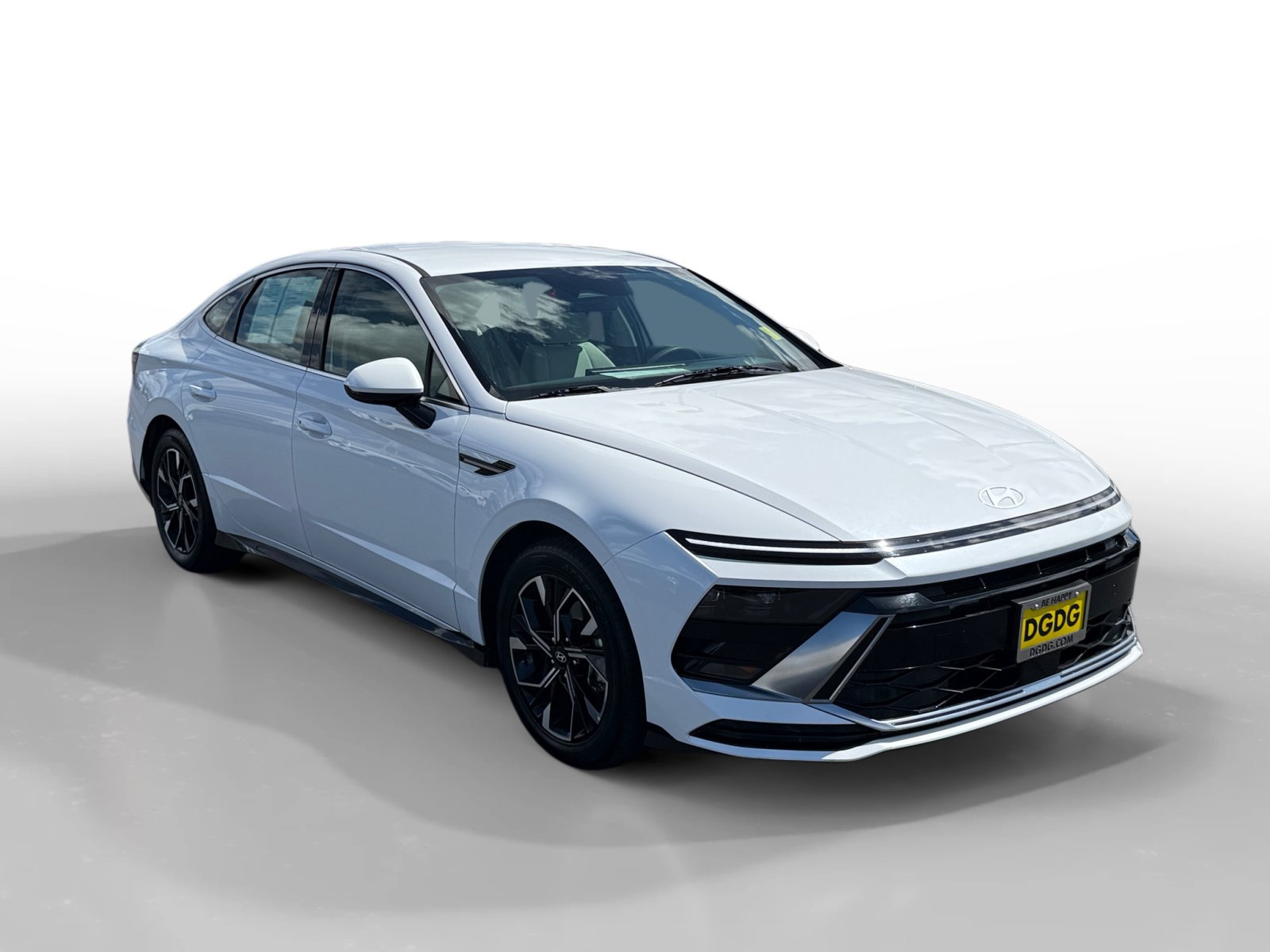 Used 2025 Hyundai Sonata SEL FWD image 7