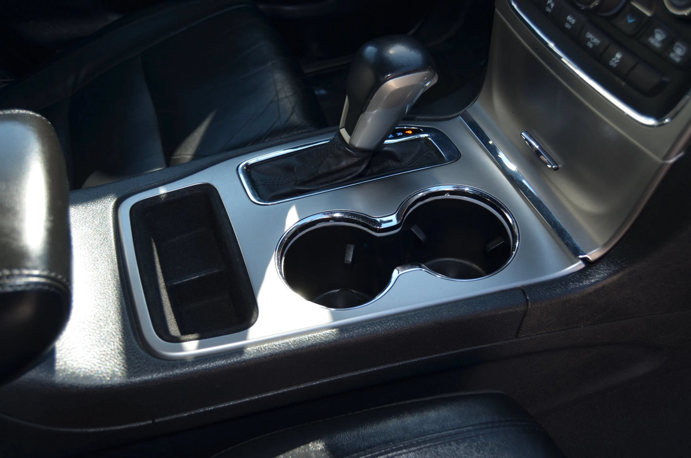 Used 2018 Jeep Grand Cherokee Limited RWD image 18