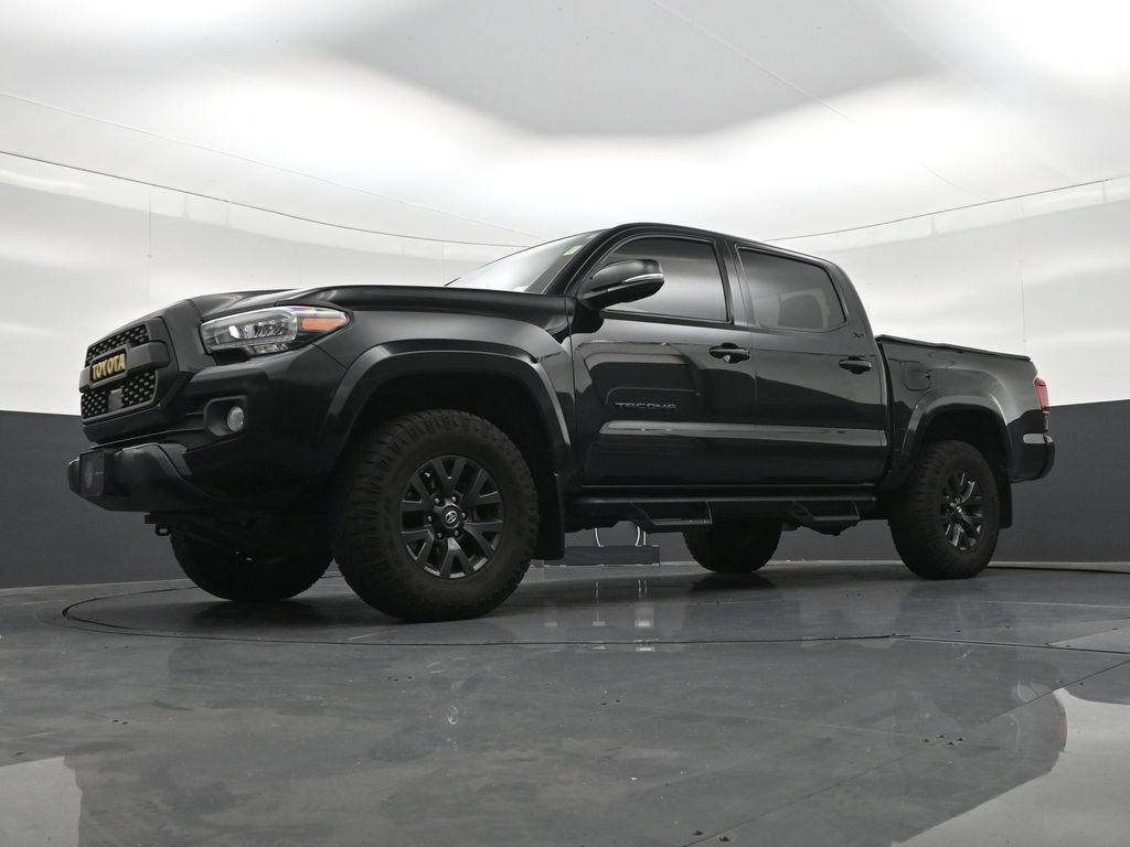 Used 2023 Toyota Tacoma SR5 w/ Technology Package RWD image 23