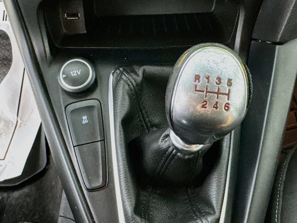 Used 2015 Ford Focus ST FWD image 19