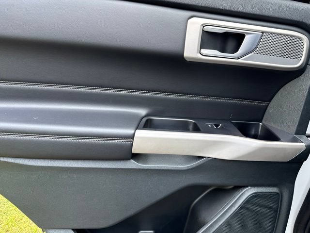 Used 2023 Ford Explorer XLT w/ Equipment Group 202A AWD/4WD image 51