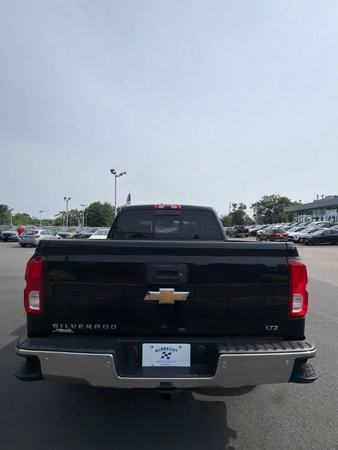 Used 2018 Chevrolet Silverado 1500 LTZ w/ Sport Package AWD/4WD image 7