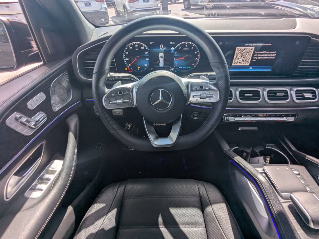 Used 2023 Mercedes-Benz GLS 450 4MATIC image 3
