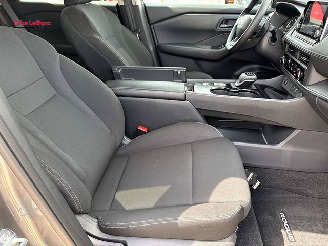 Certified 2026 Nissan Rogue S FWD image 11