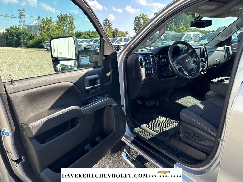 Used 2019 Chevrolet Silverado 2500 LT w/ All Star Edition AWD/4WD image 9