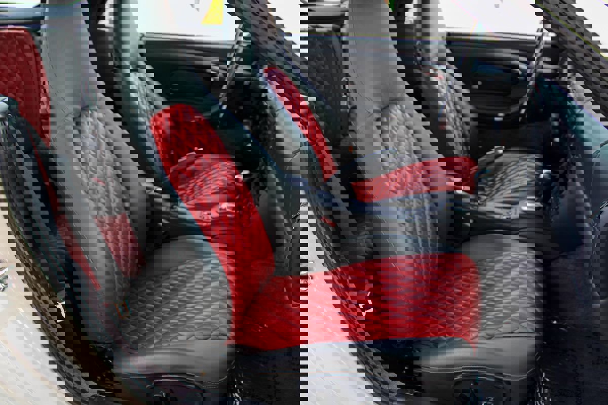 Used 2000 Porsche 911 Cabriolet image 18