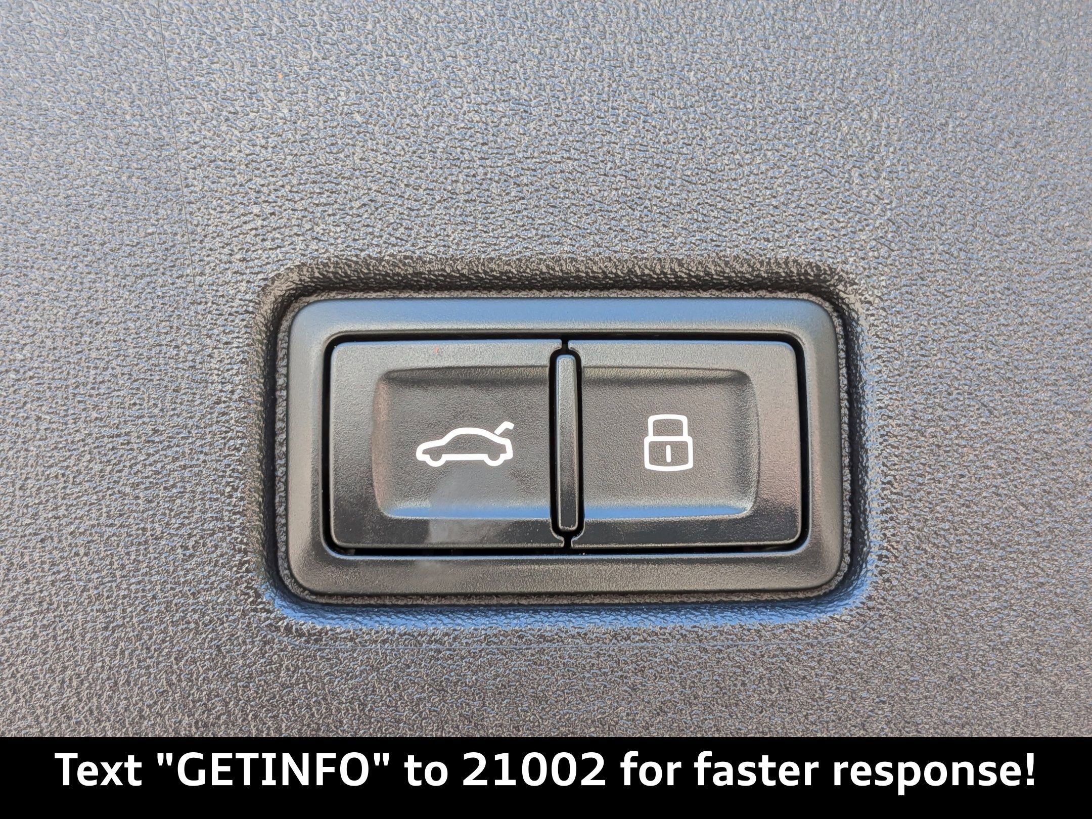 Used 2023 Audi Q4 e-tron Prestige image 17