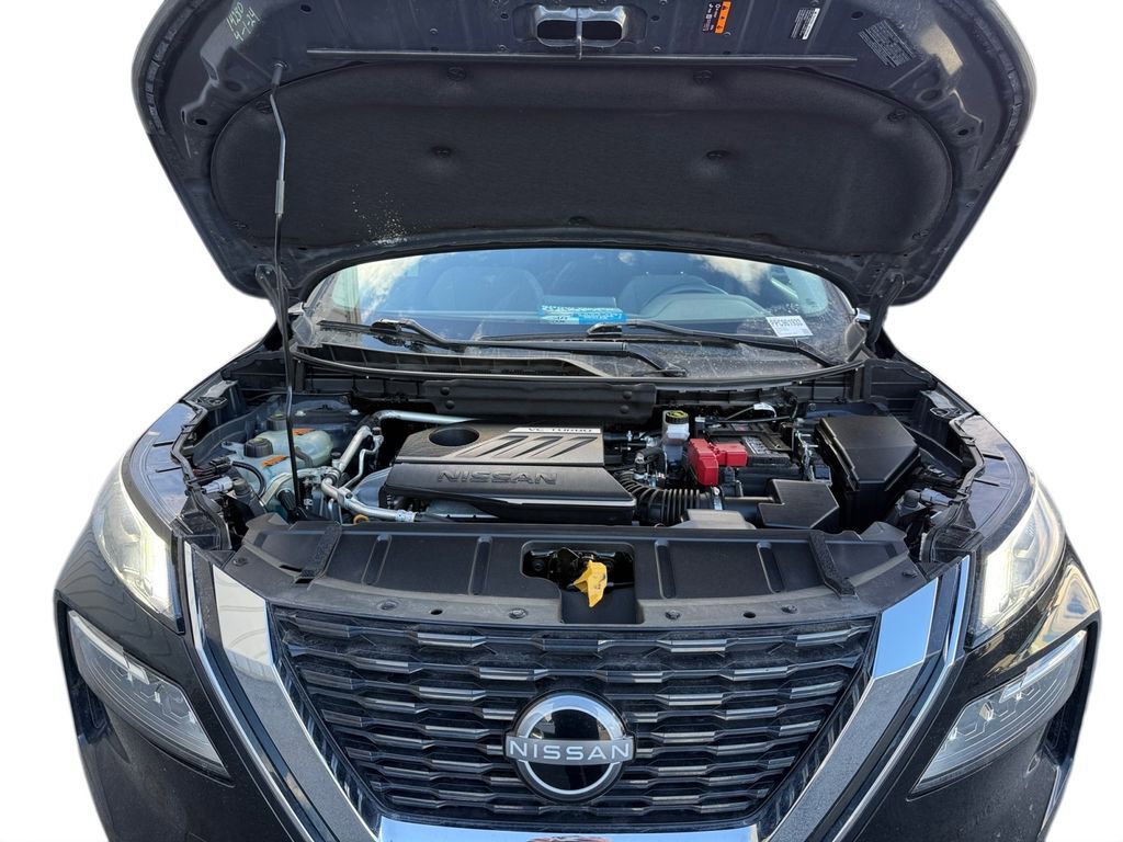 Used 2023 Nissan Rogue SV image 18