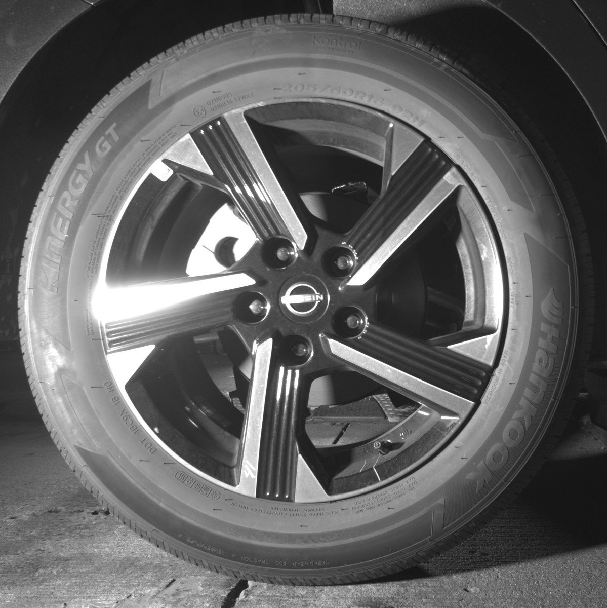 Used 2025 Nissan Sentra SV image 15