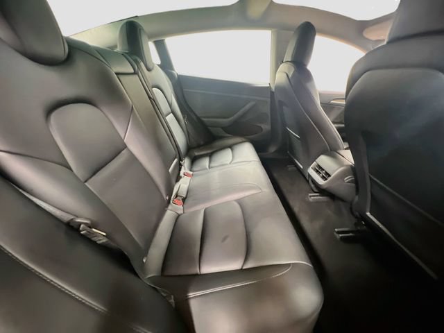 Used 2022 Tesla Model 3 Long Range AWD/4WD image 28