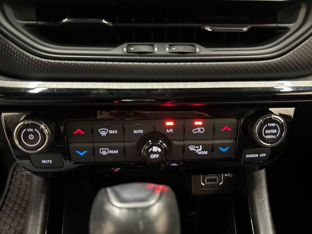Used 2023 Jeep Compass Trailhawk AWD/4WD image 24