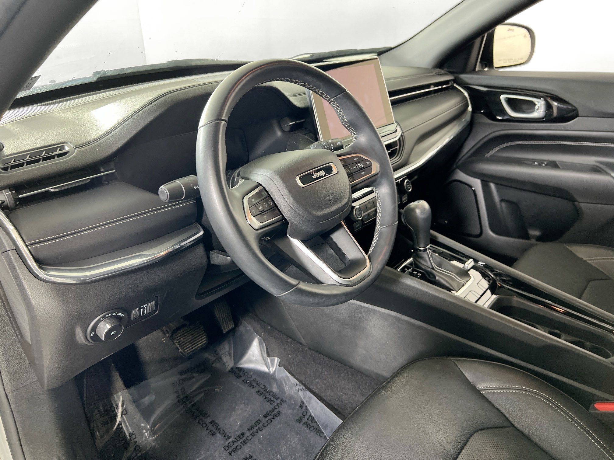 Used 2022 Jeep Compass High Altitude AWD/4WD image 9