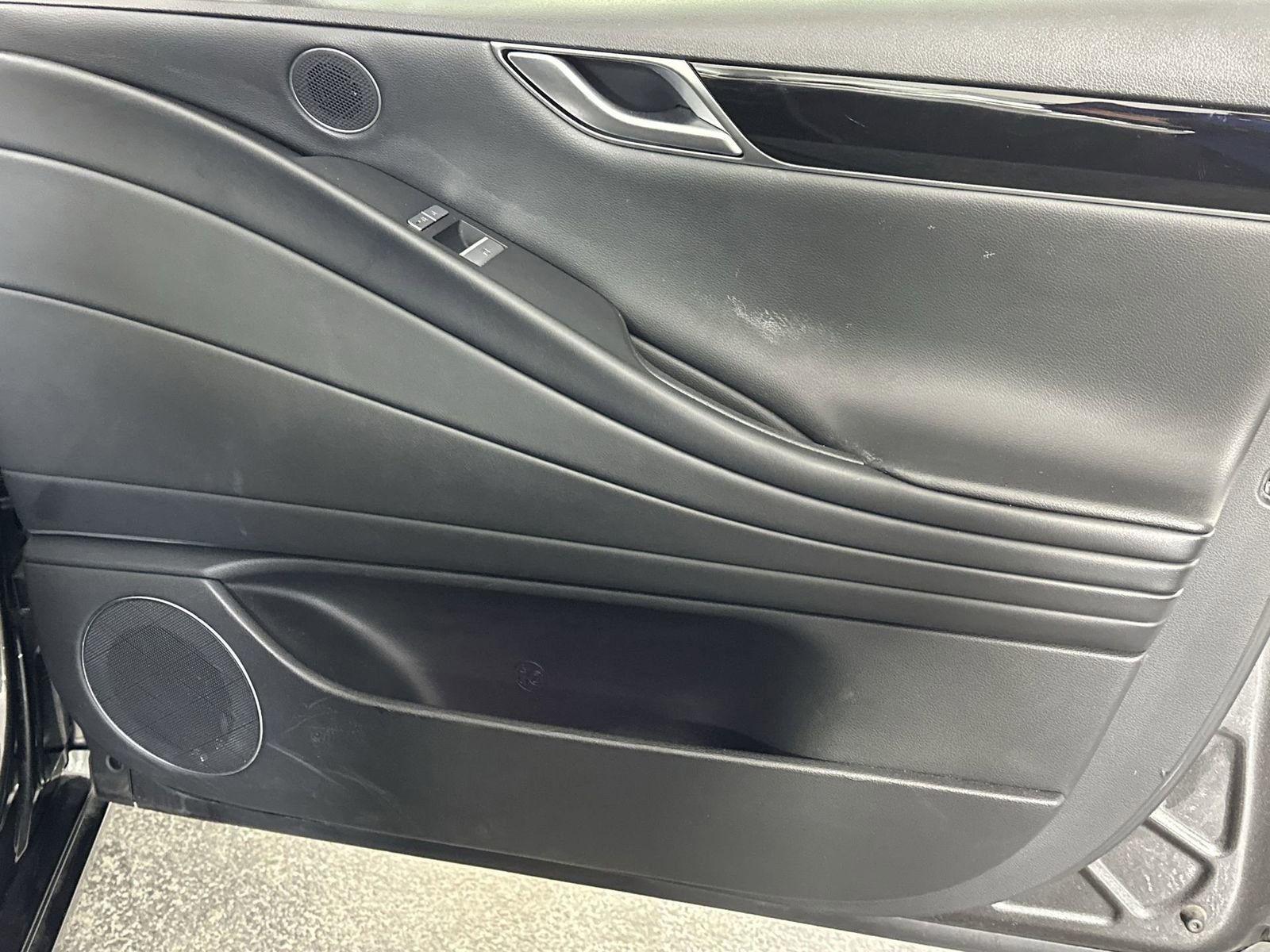 Used 2023 Genesis G80 2.5T image 35