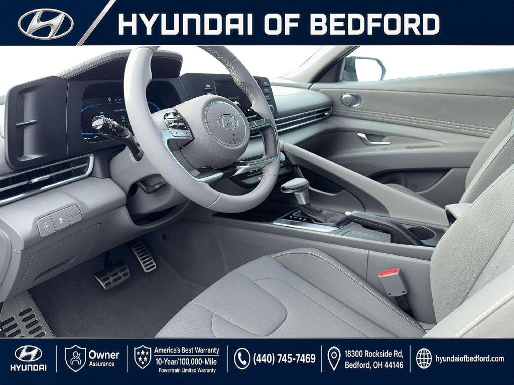 New 2026 Hyundai Elantra Sport FWD image 17