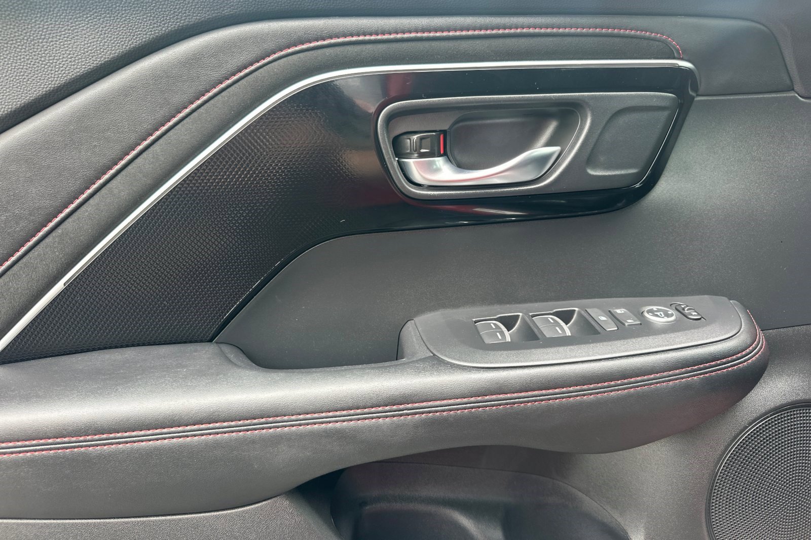 Used 2025 Acura ADX A-Spec FWD image 12