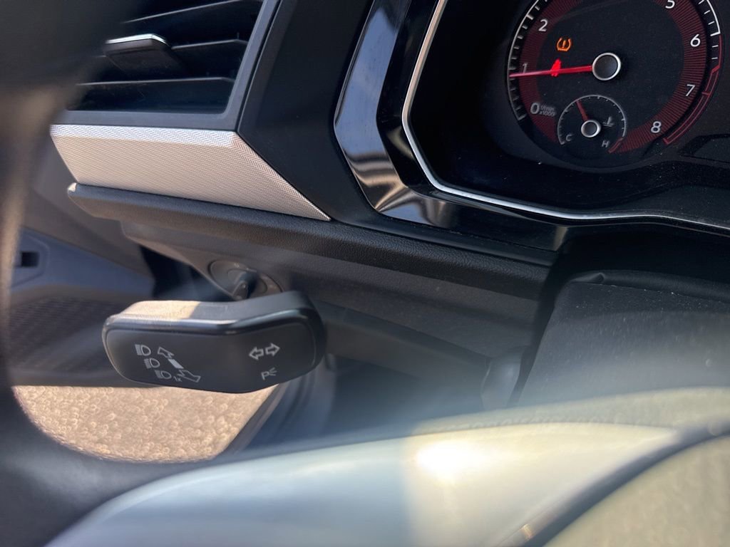 Used 2019 Volkswagen Jetta S image 31