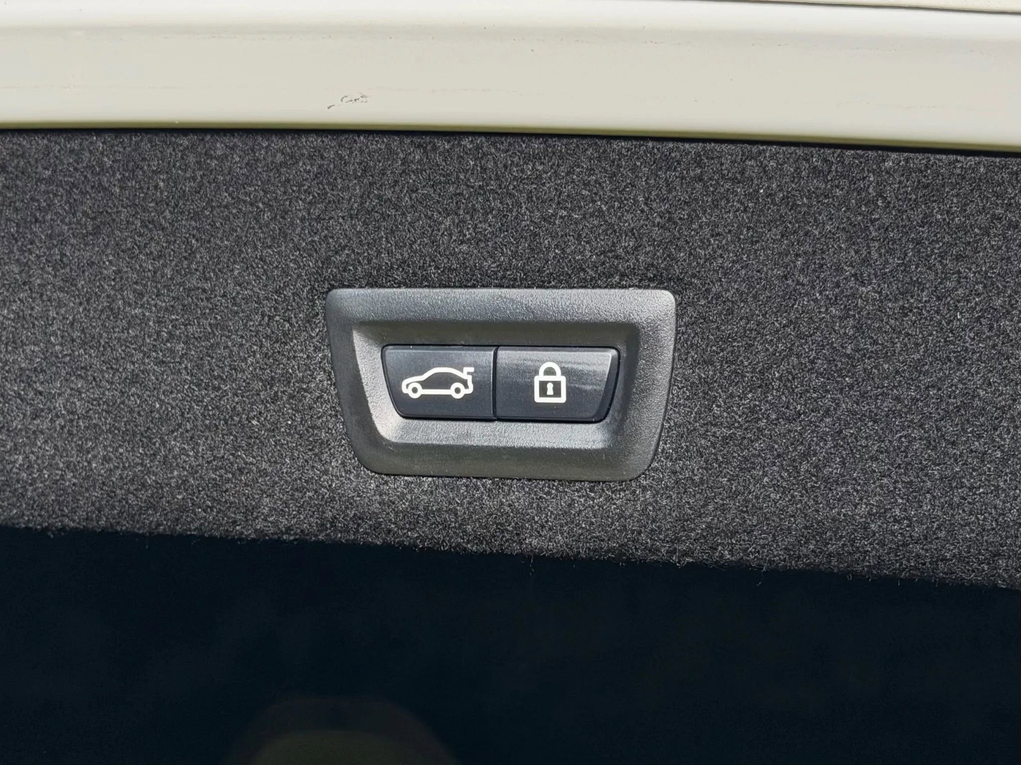 Used 2016 BMW 740i RWD image 12