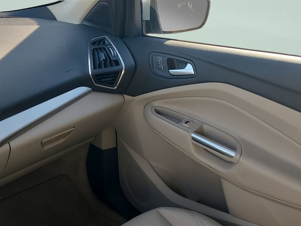 Used 2013 Ford Escape SEL image 16