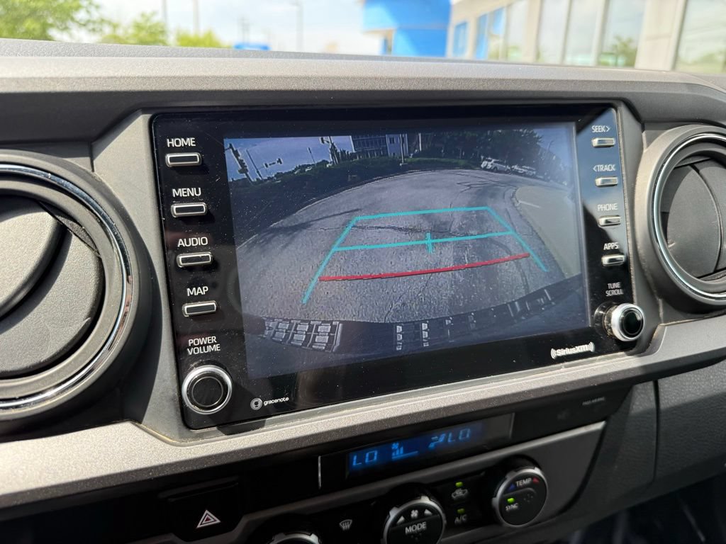 Used 2022 Toyota Tacoma TRD Off-Road AWD/4WD image 5