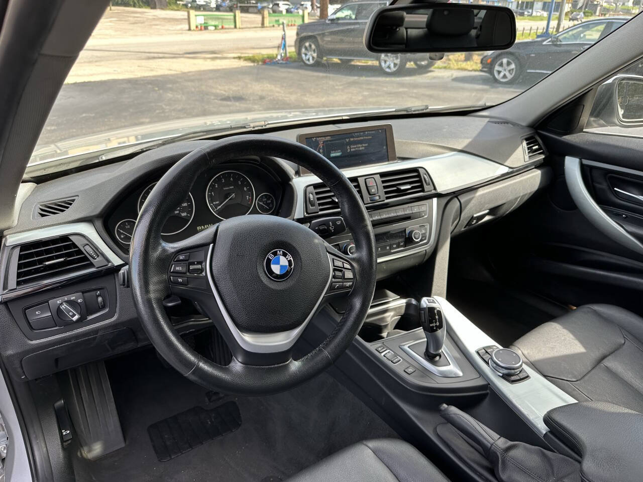 Used 2015 BMW 328i xDrive Sedan AWD/4WD image 10