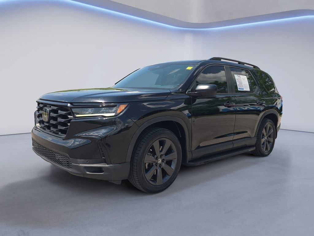 Used 2023 Honda Pilot Sport image 1