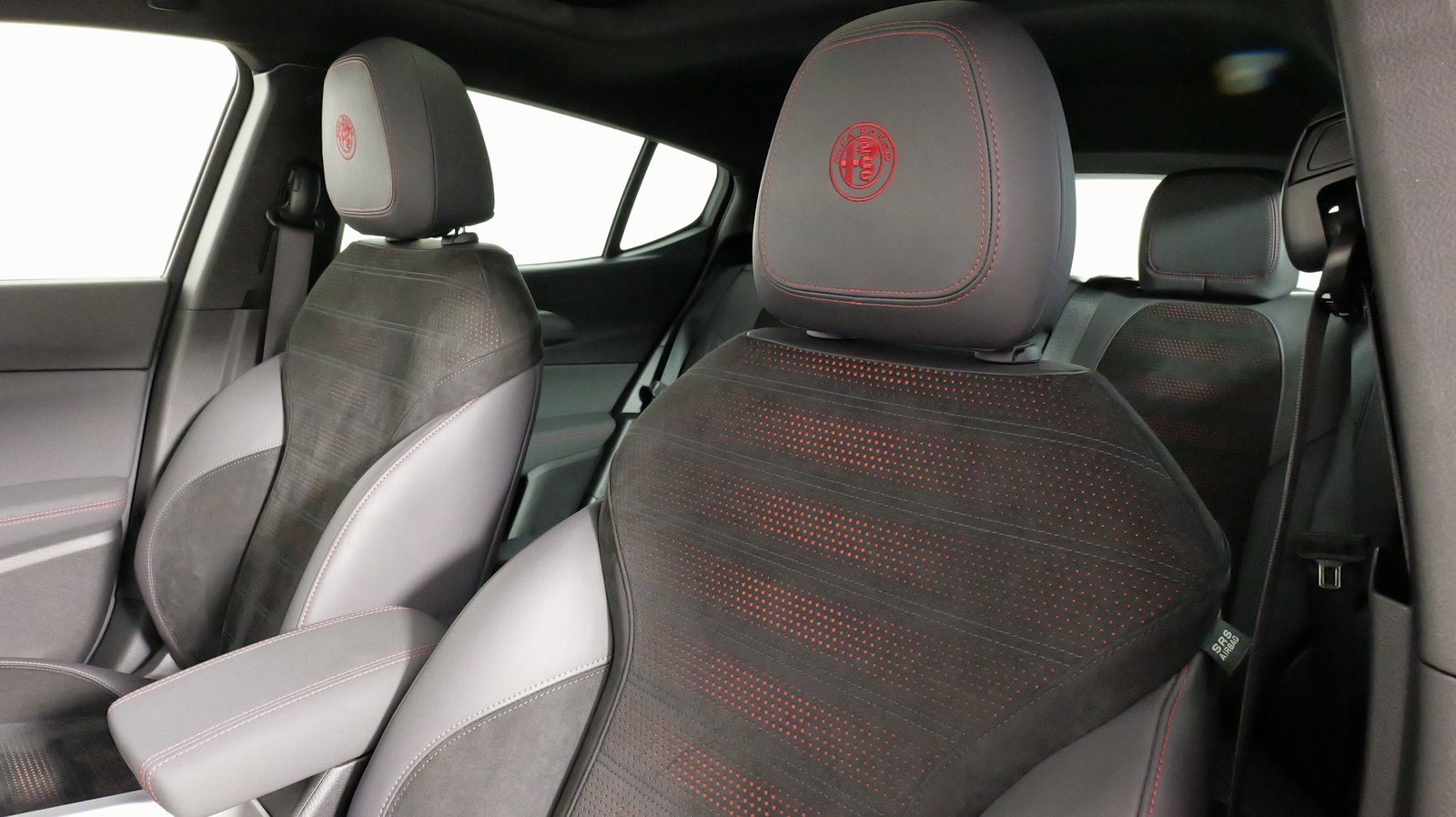 Used 2024 Alfa Romeo Tonale Veloce image 50