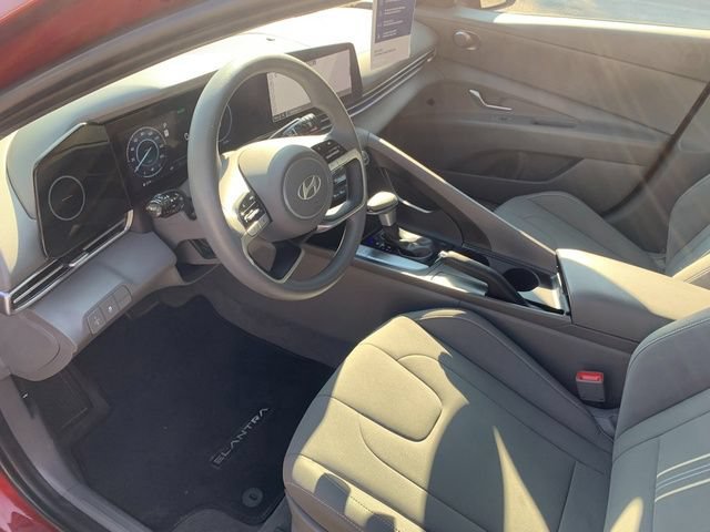 Certified 2024 Hyundai Elantra SEL FWD image 22