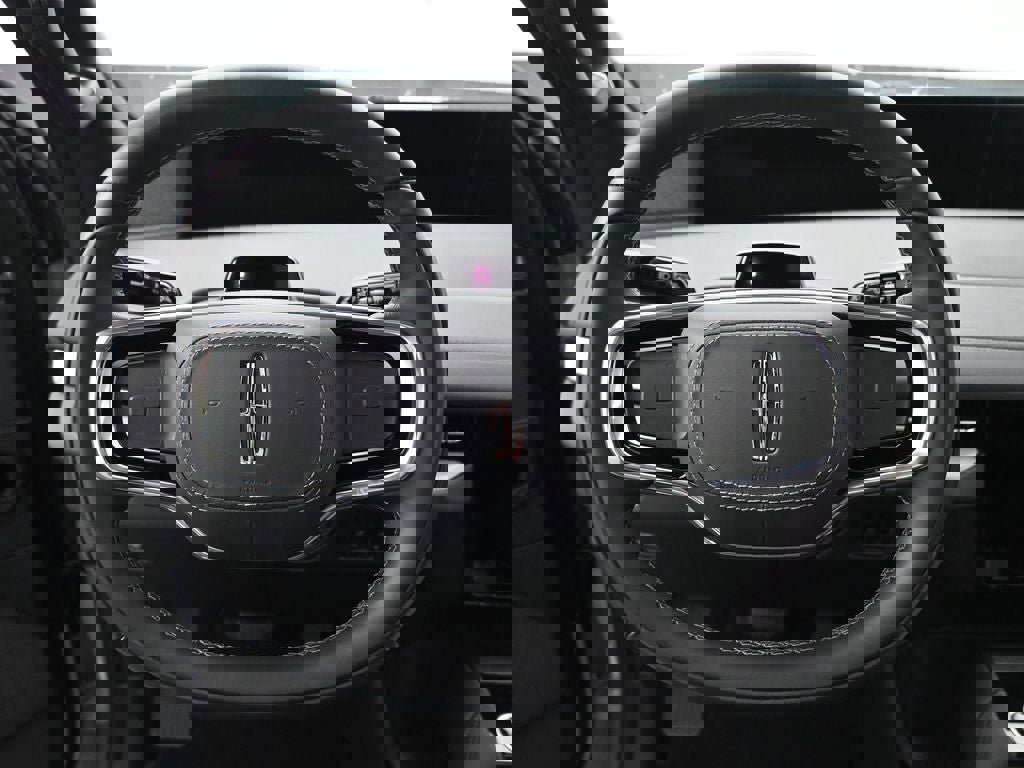 New 2026 Lincoln Navigator L Reserve w/ Jet Appearance Package image 30