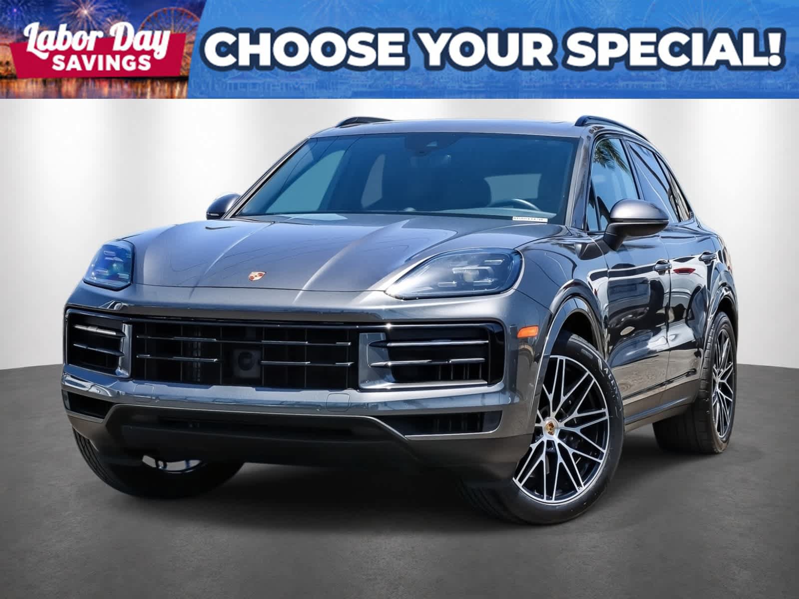 Used 2024 Porsche Cayenne AWD/4WD image 1