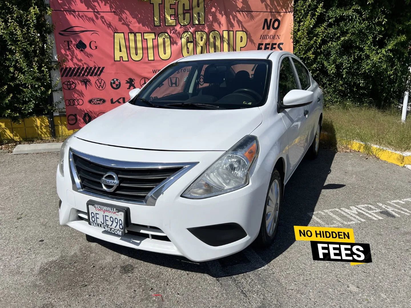 Used 2019 Nissan Versa S FWD image 2