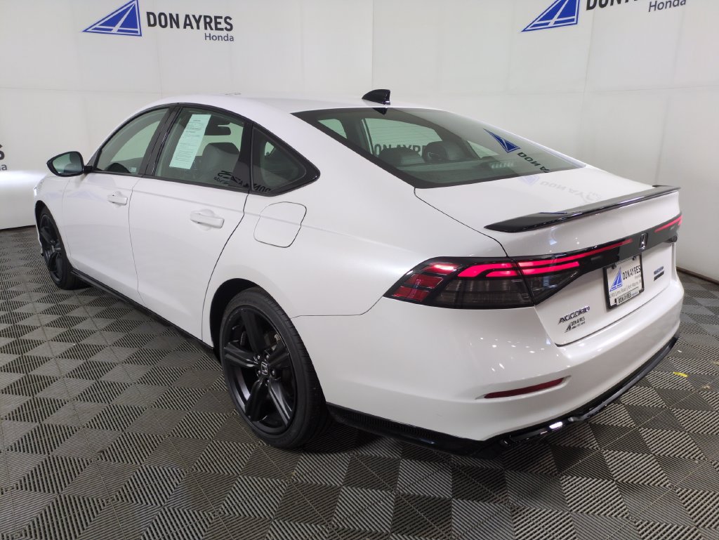 Certified 2025 Honda Accord Sport image 4
